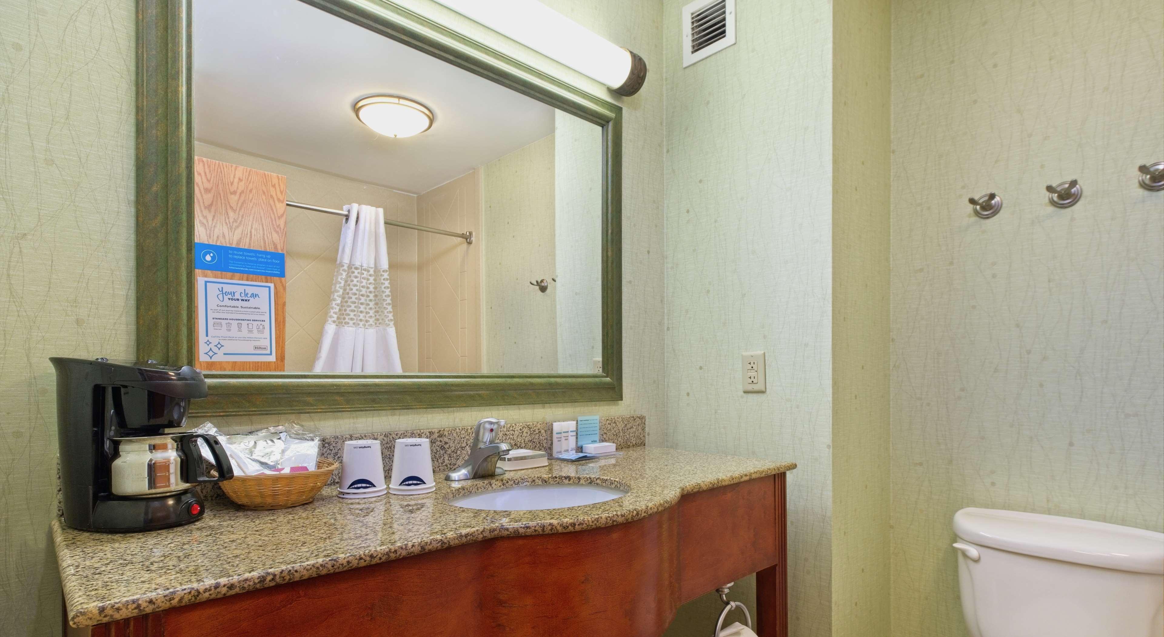 Hotel Hampton & Rockland 3*