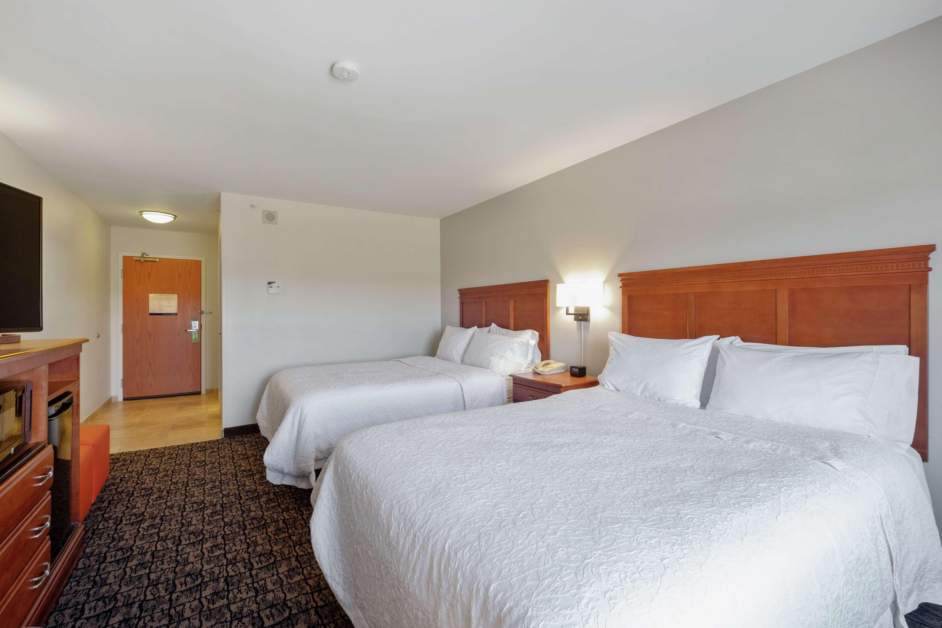 Hampton Inn&suites Rockland Hotel