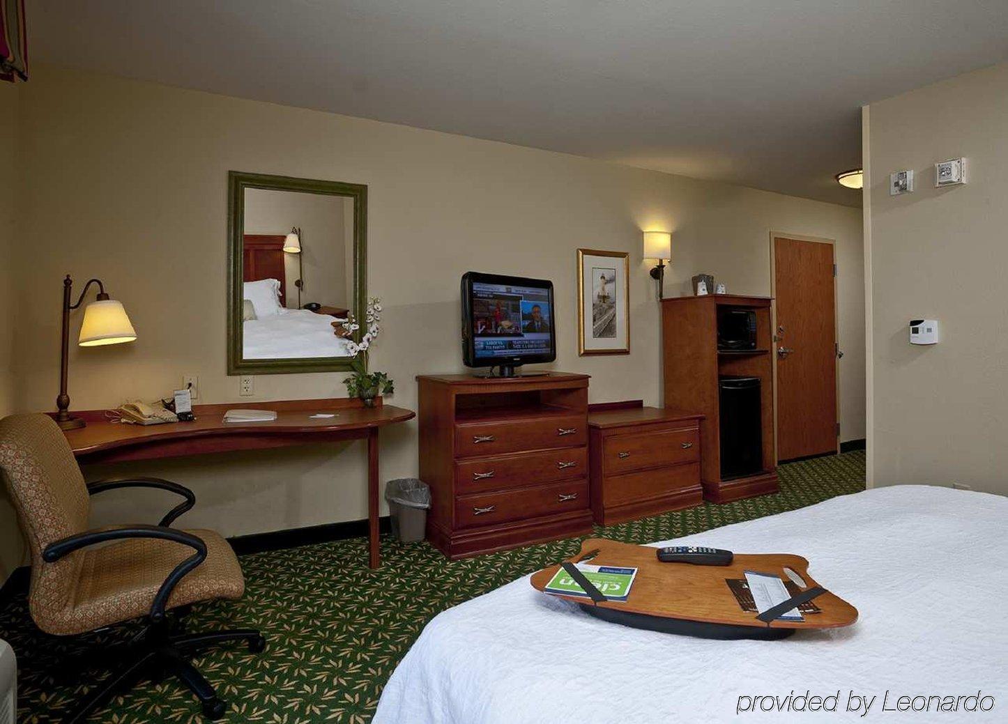 Hampton Inn&suites Rockland