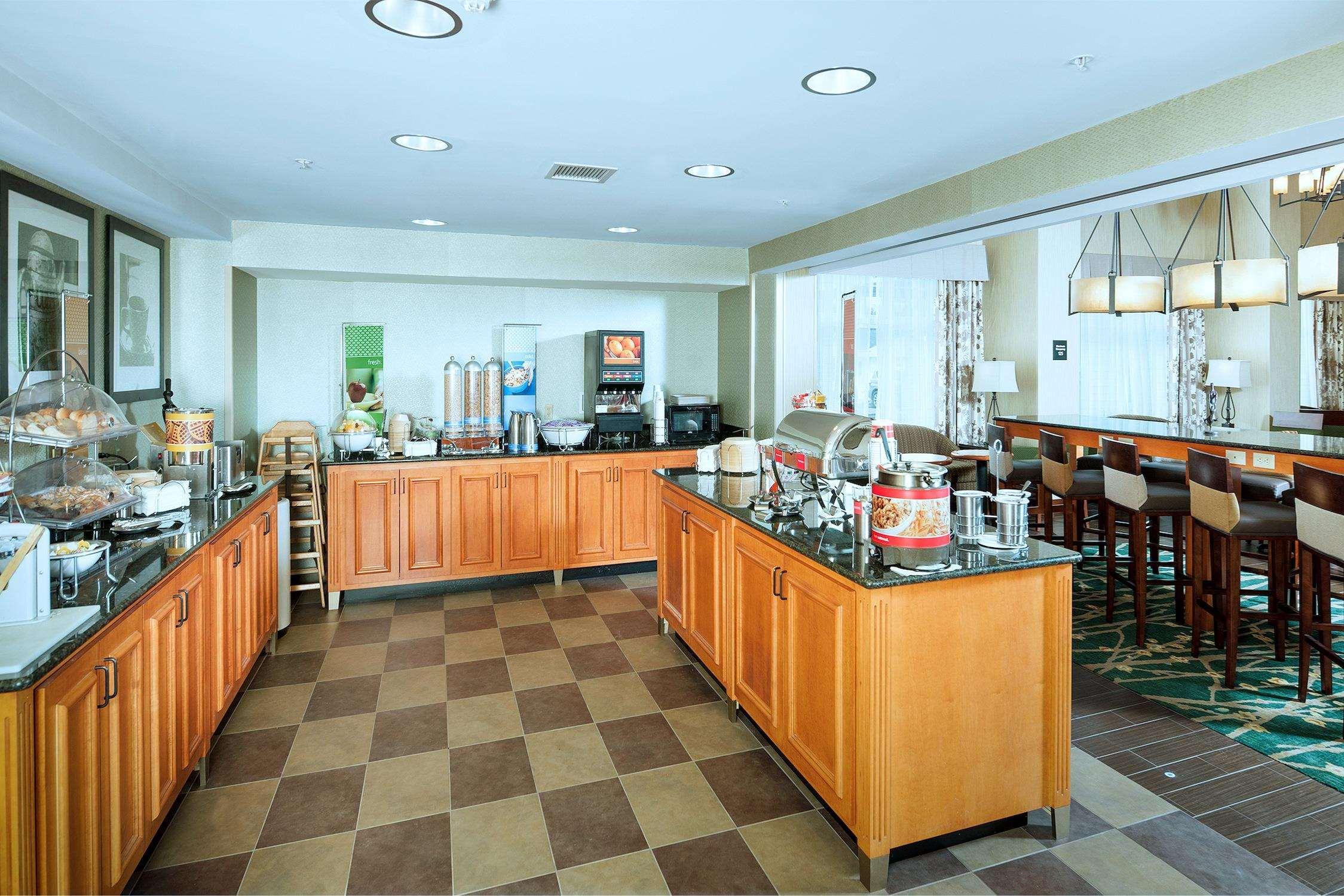 Hotel Hampton & Rockland 3*